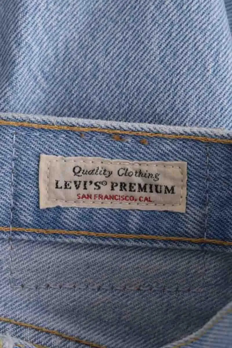 Jean droit Levi's Bleu en Coton