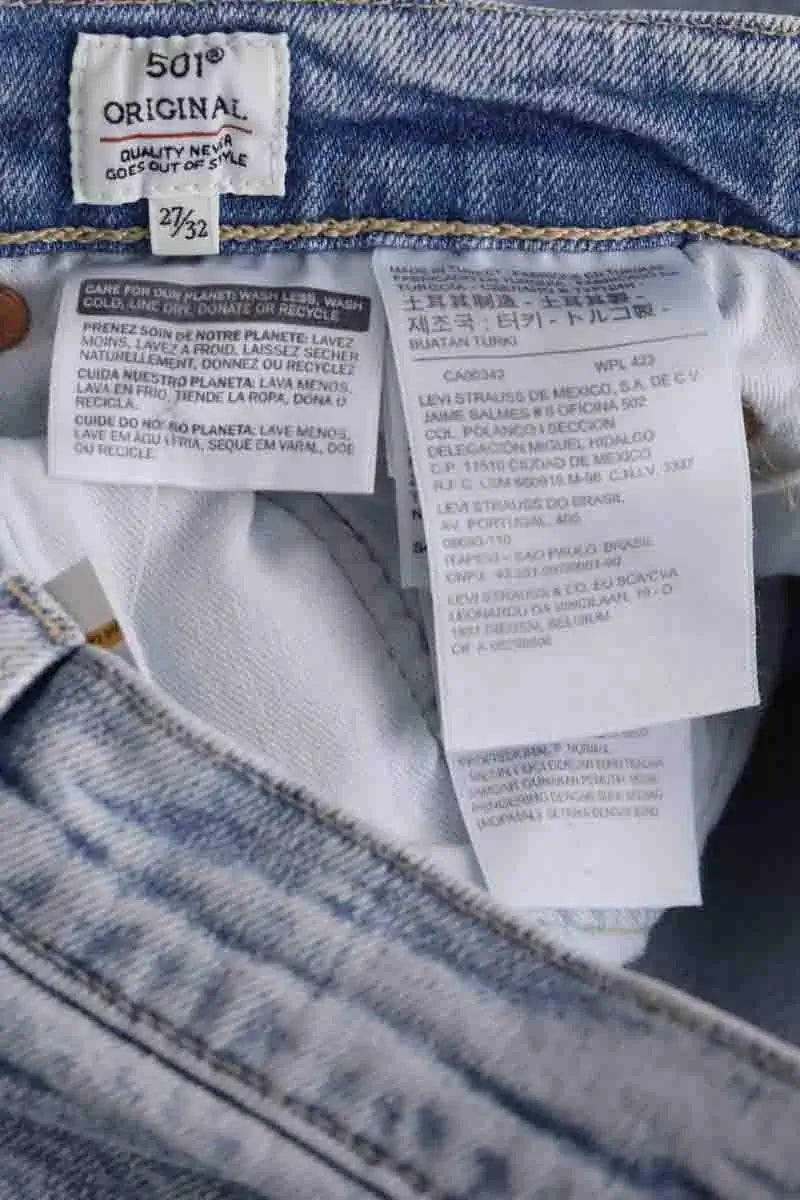 Jean droit Levi's Bleu en Coton