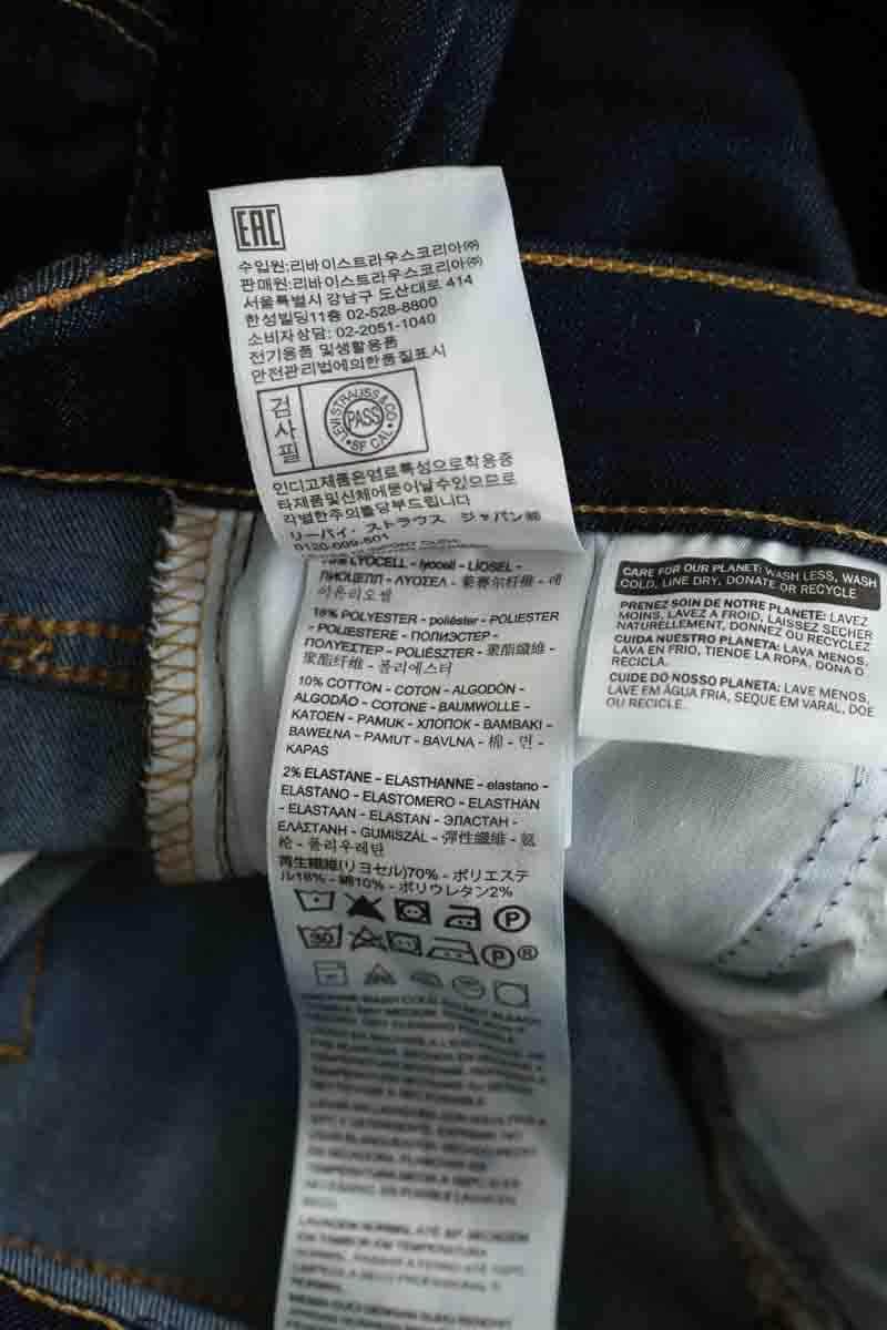 Jean droit Levi's Bleu en Polyester