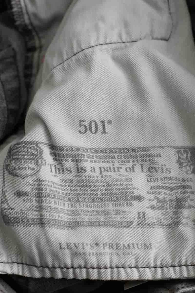Jean droit Levi's Gris en Coton