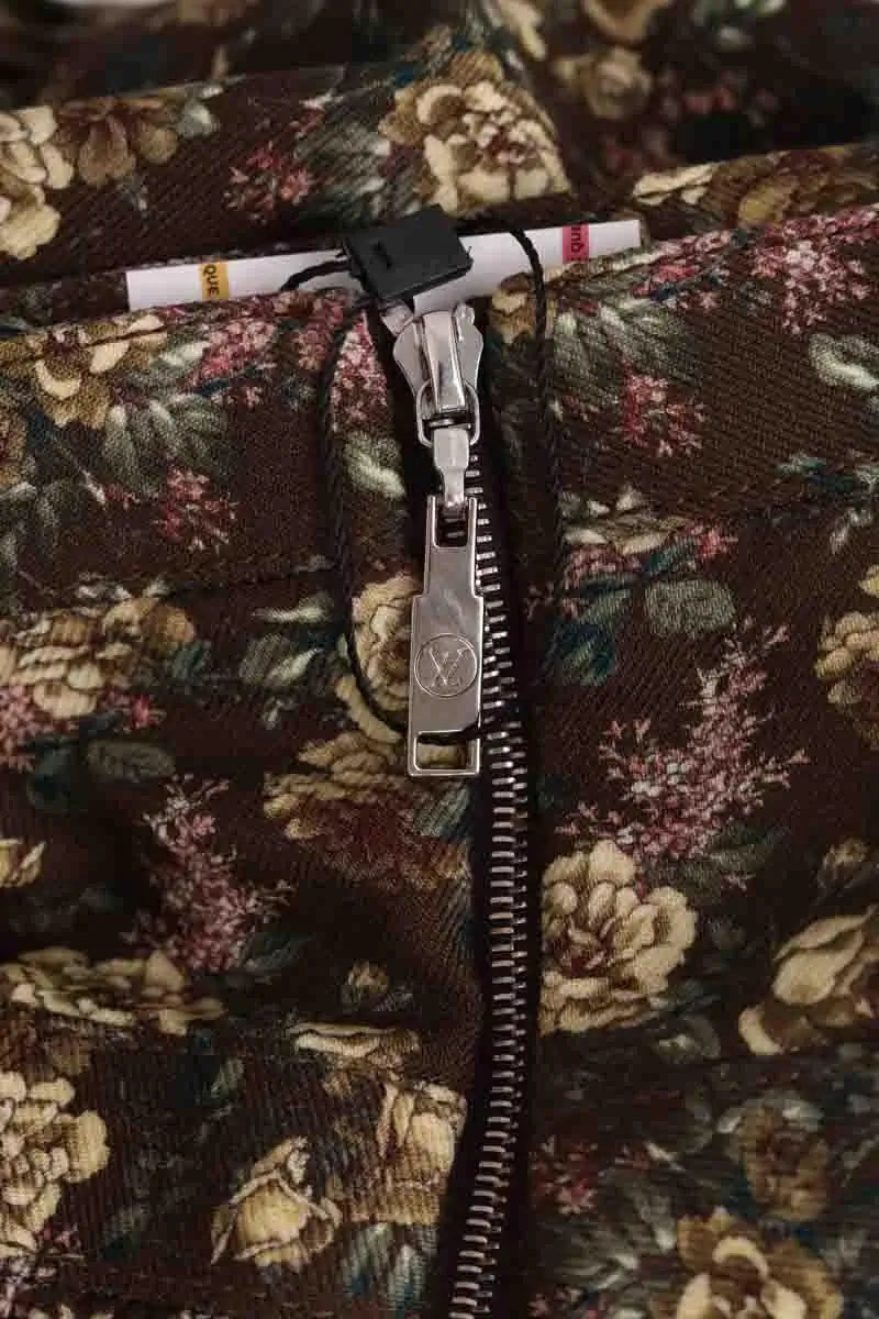 Jupe Louis Vuitton Marron en Synthétique