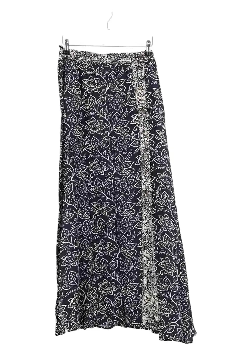 Jupe Maison Hotel Eva Noir en Viscose, taille S - Seconde Main