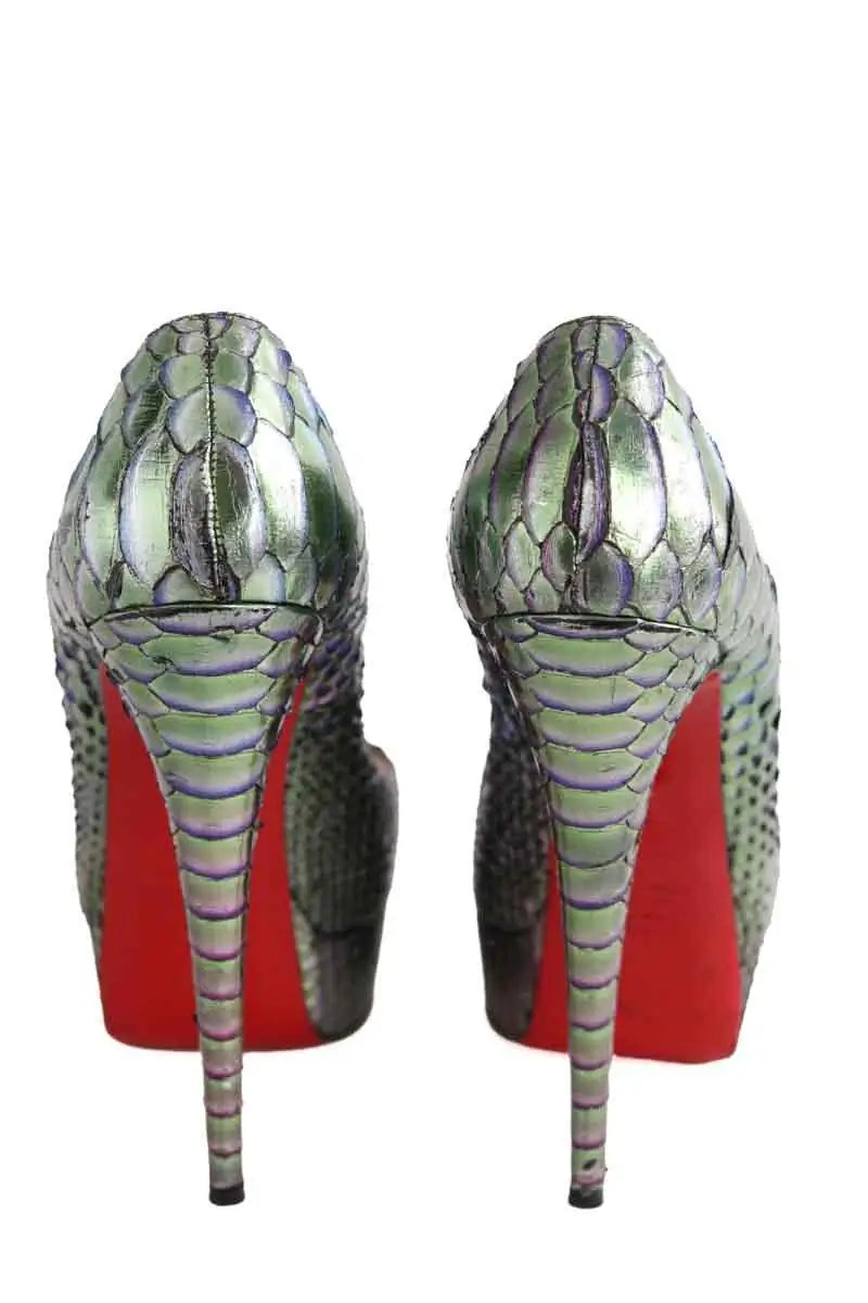 Talons Christian Louboutin Vert en Cuir