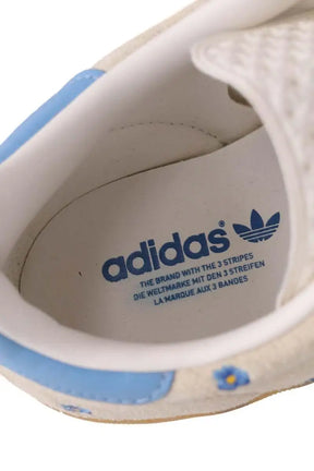 Baskets Adidas Blanc en Daim