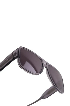 Lunettes de soleil Lacoste Gris en Plastique