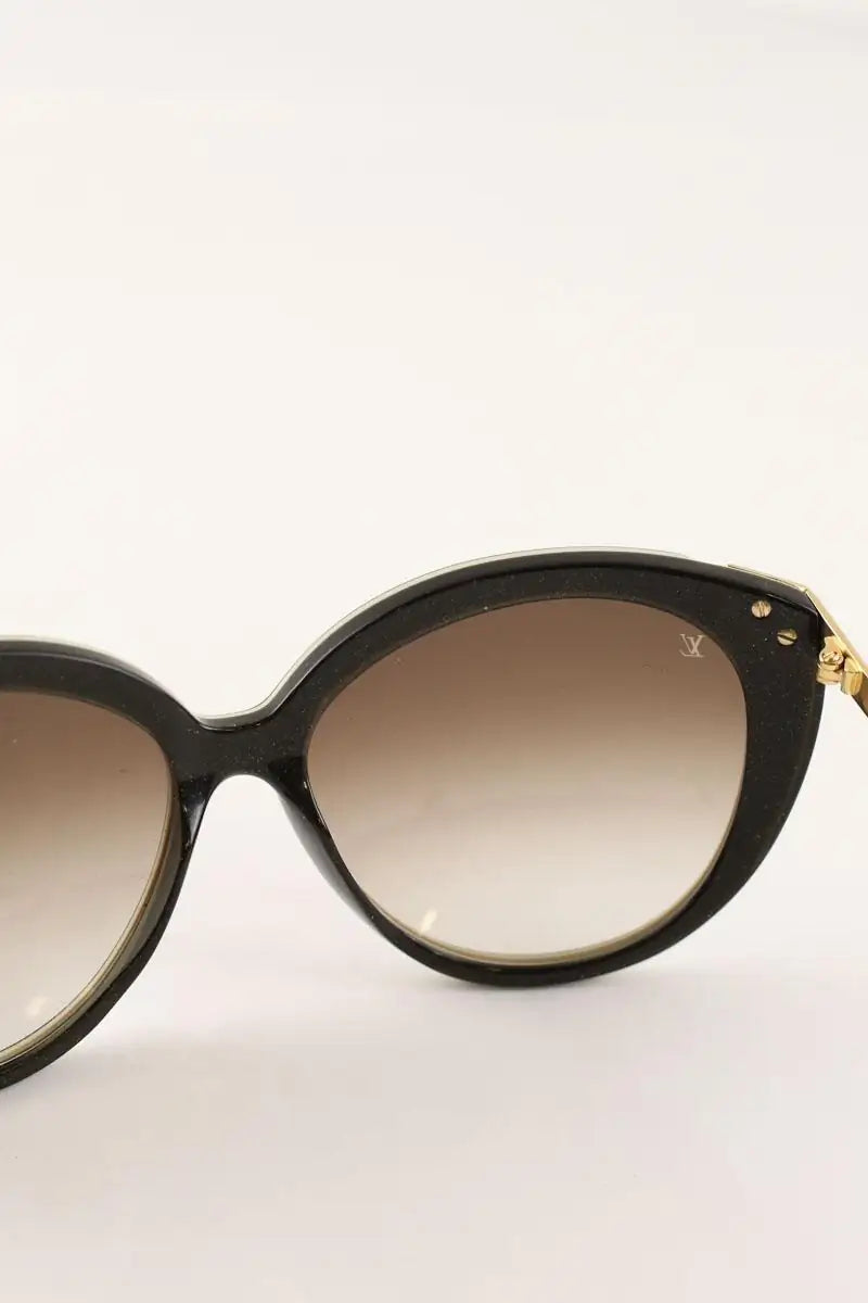 Lunettes de soleil Louis Vuitton Vert en Plastique