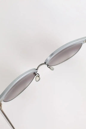 Lunettes de soleil Oliver Peoples Gris en Métal