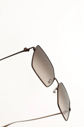 Lunettes surdimensionné Alexander McQueen Marron en Métal