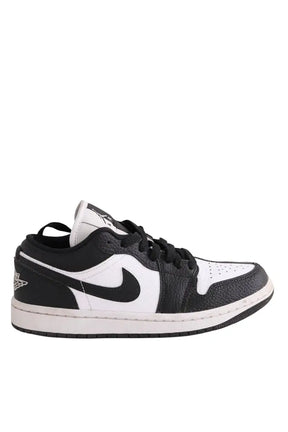 Baskets Nike Noir en Cuir, taille 36 - Seconde Main