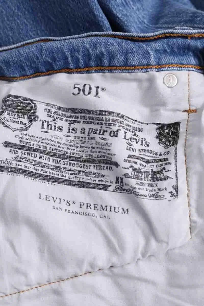 Jean droit Levi's 501 Bleu en Coton