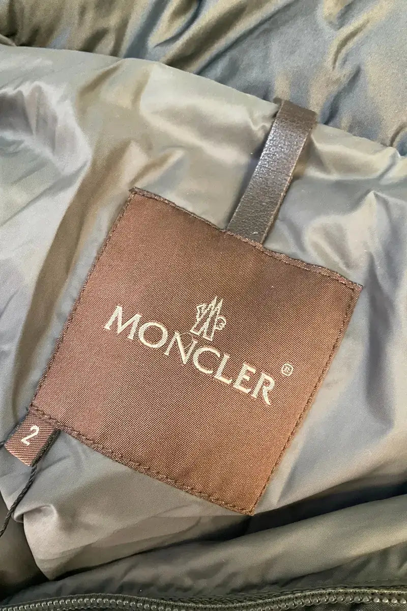 Manteau Moncler Gris en Synthétique