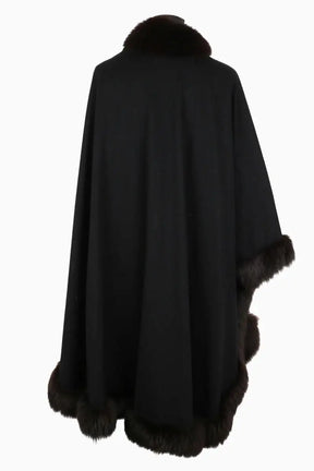 Manteau Other Brand Noir en Fourrure