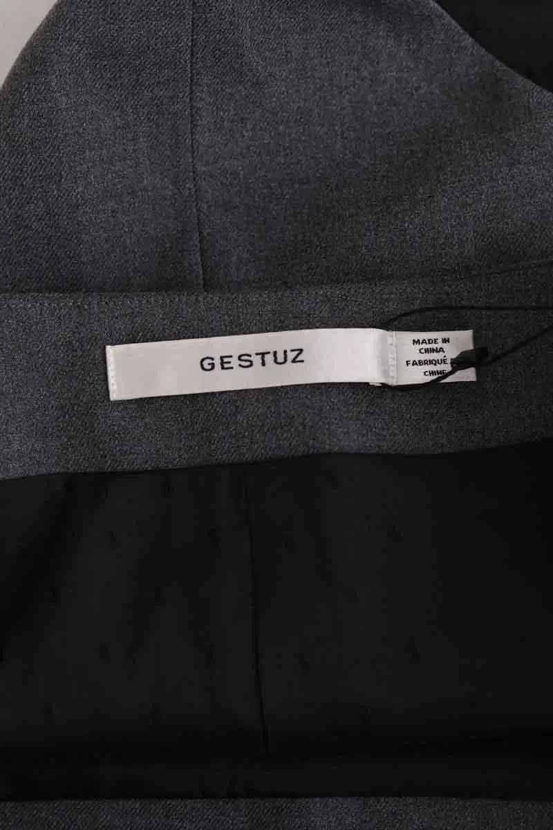 Mini short Gestuz Gris en Laine
