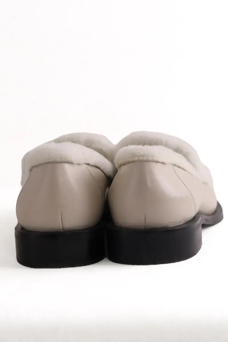 Mocassins Stuart Weitzman Ecru en Cuir
