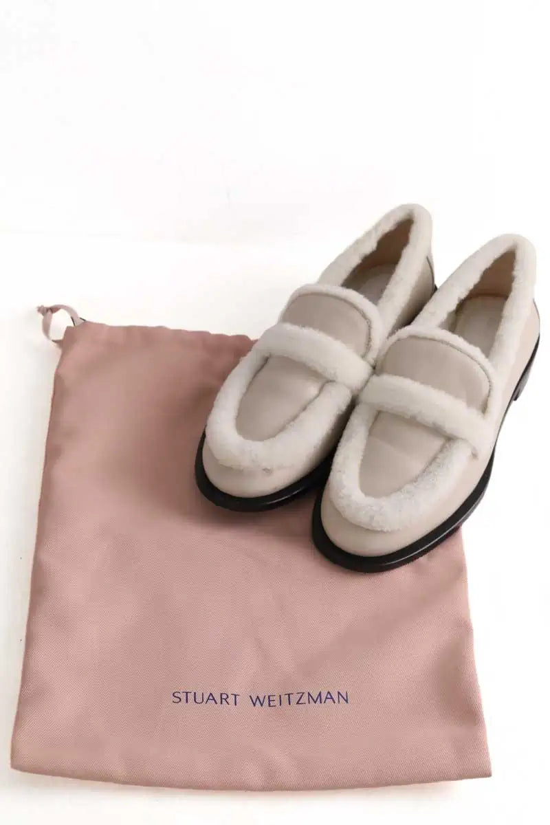 Mocassins Stuart Weitzman Ecru en Cuir
