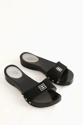 Mules Chanel Noir en Plastique