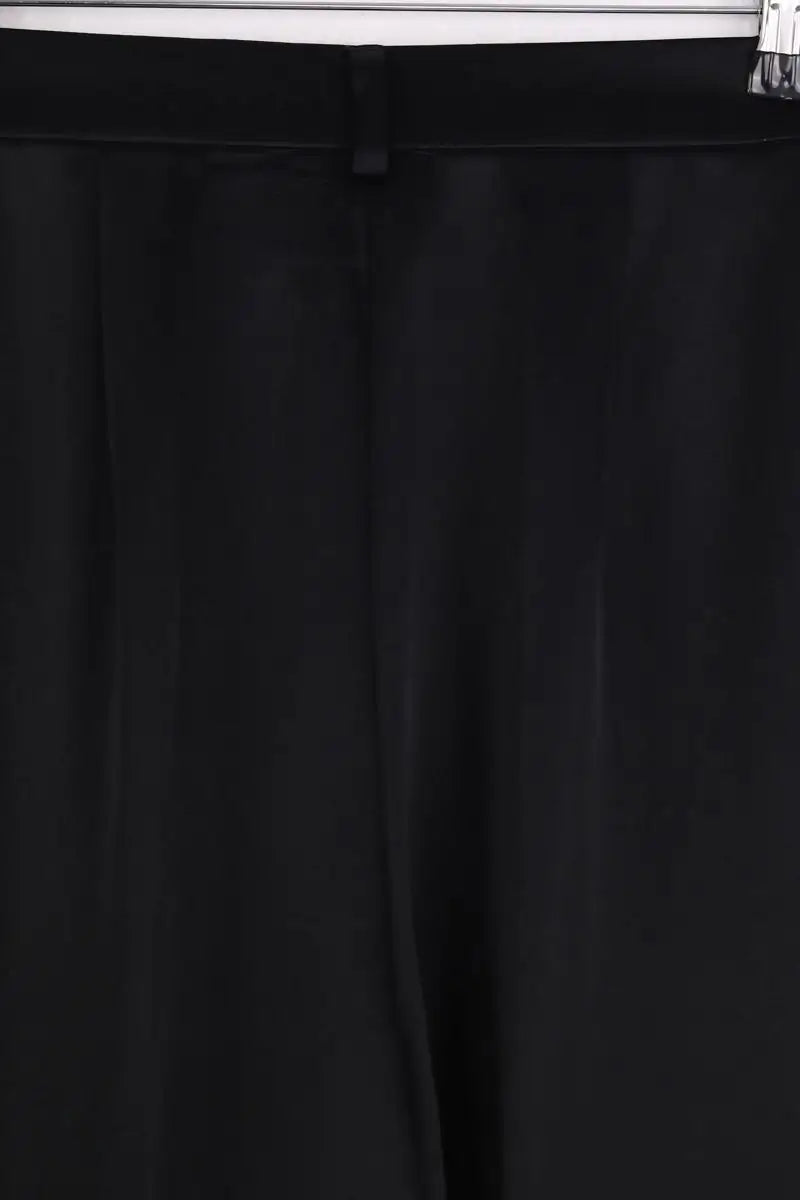 Pantalon droit Nanushka Noir en Coton