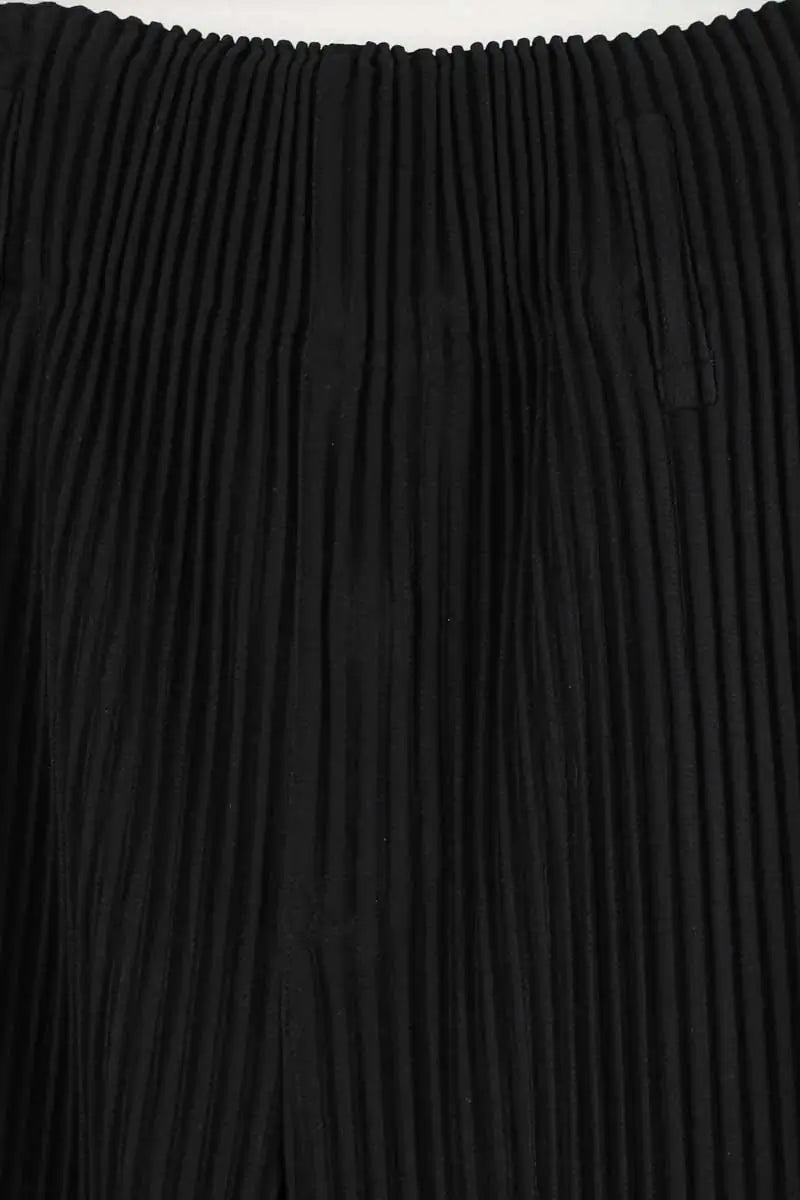 Pantalon large Issey Miyake Noir en Polyester