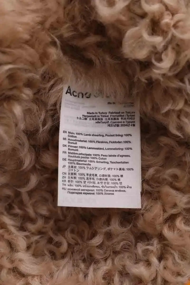 Peau lainée Acne Studios Marron en Cuir