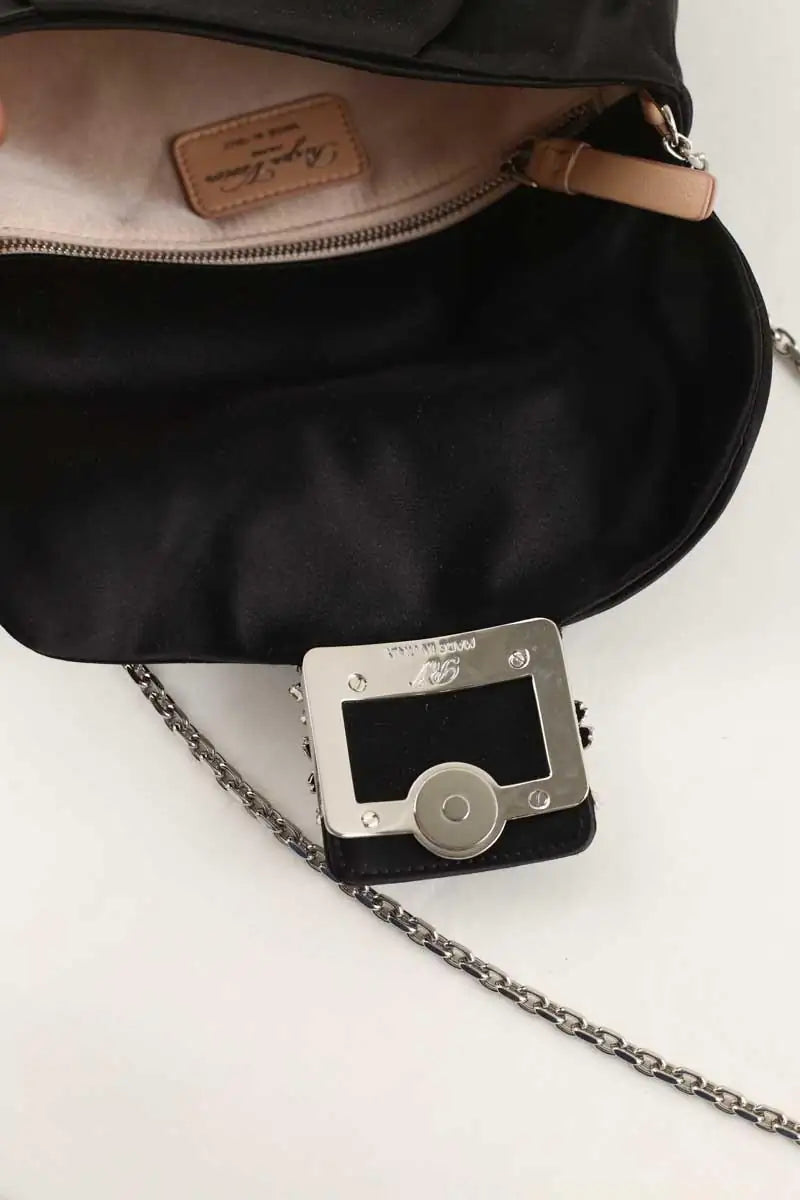 Pochette en satin Roger Vivier Micro pochette efflorescence Noir en Tissu