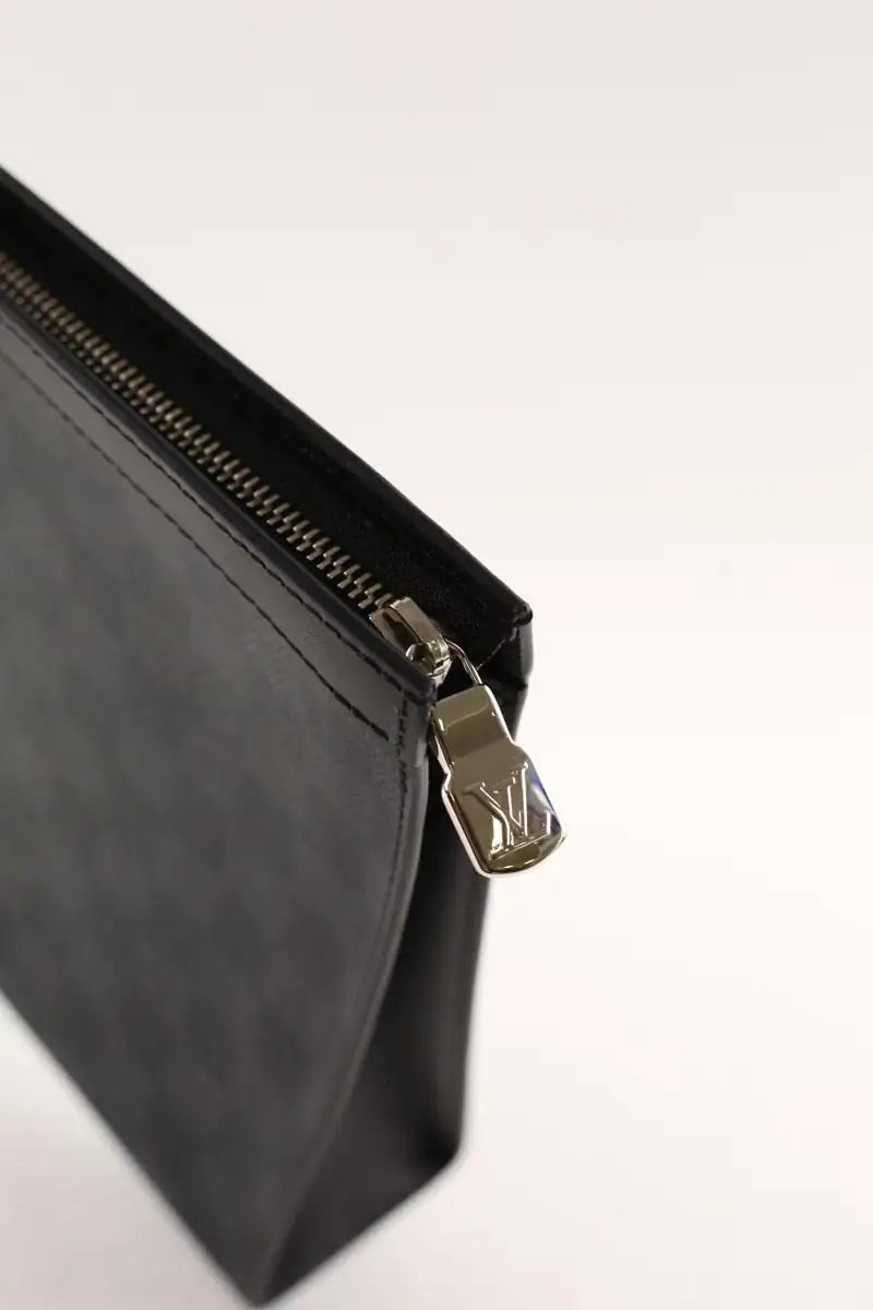 Pochette Louis Vuitton Noir en Cuir