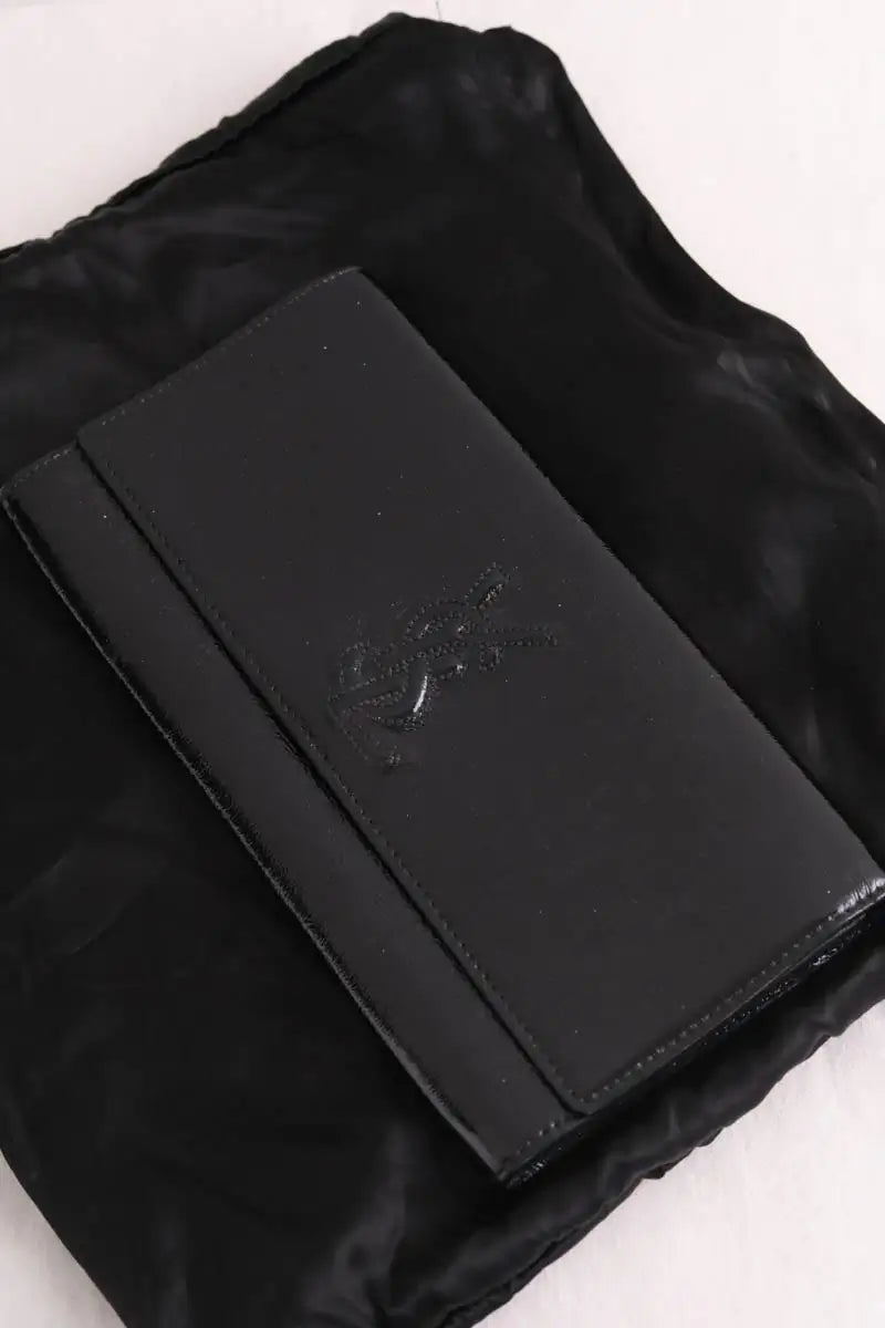 Pochette Yves Saint Laurent Noir en Cuir