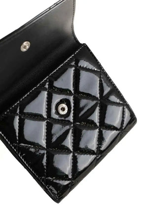 Portefeuille Chanel Noir en Cuir verni