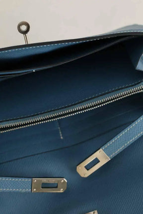 Portefeuille Hermès Bleu en Cuir