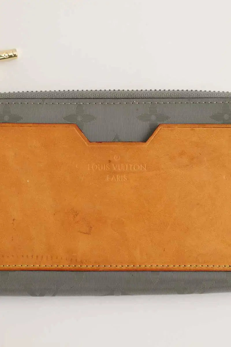 Portefeuille Louis Vuitton Gris en Cuir