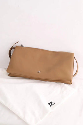 Sac porté épaule Courrèges Cuff Camel en Cuir