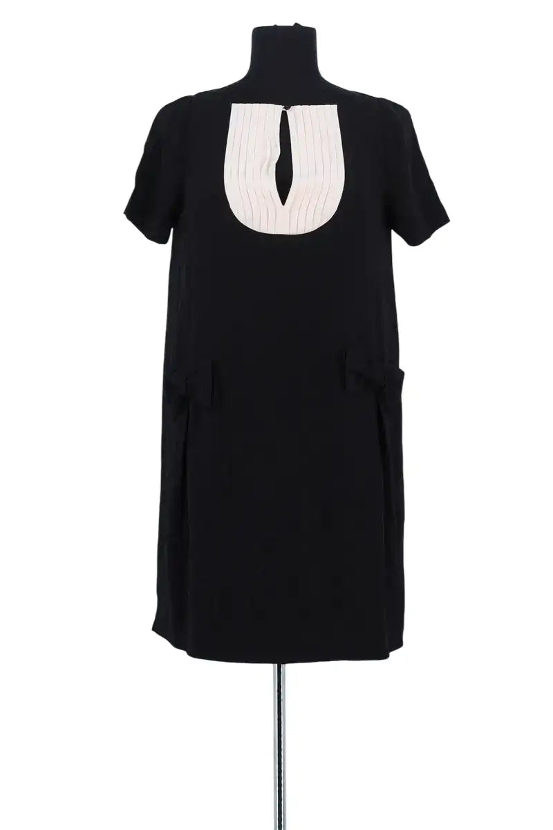 Robe Moschino Noir en Soie, taille M - Seconde Main