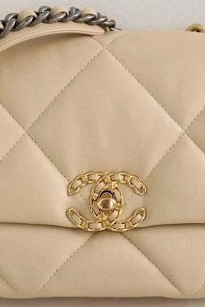 Sac à bandoulière Chanel Beige en Cuir