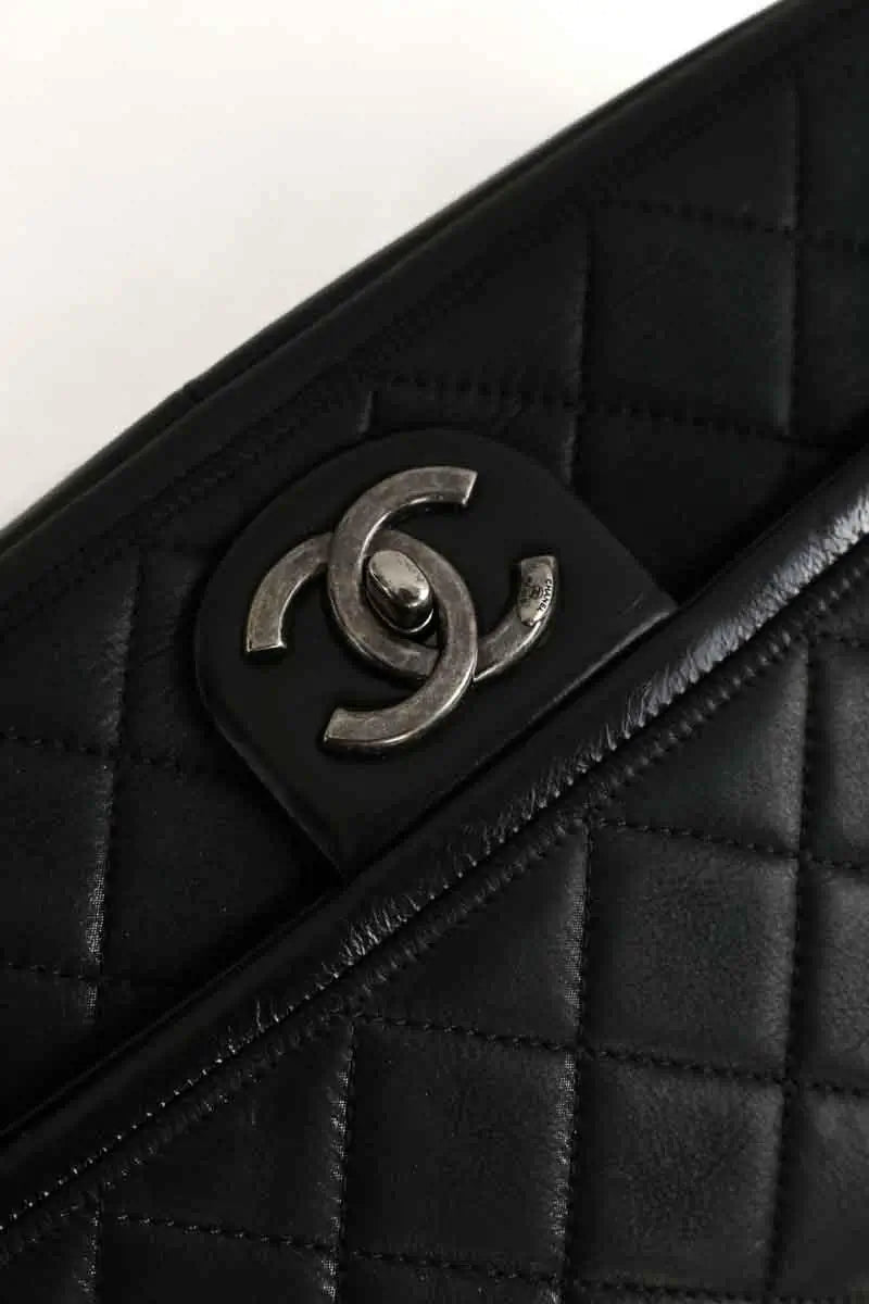 Sac à bandoulière Chanel Noir en Cuir