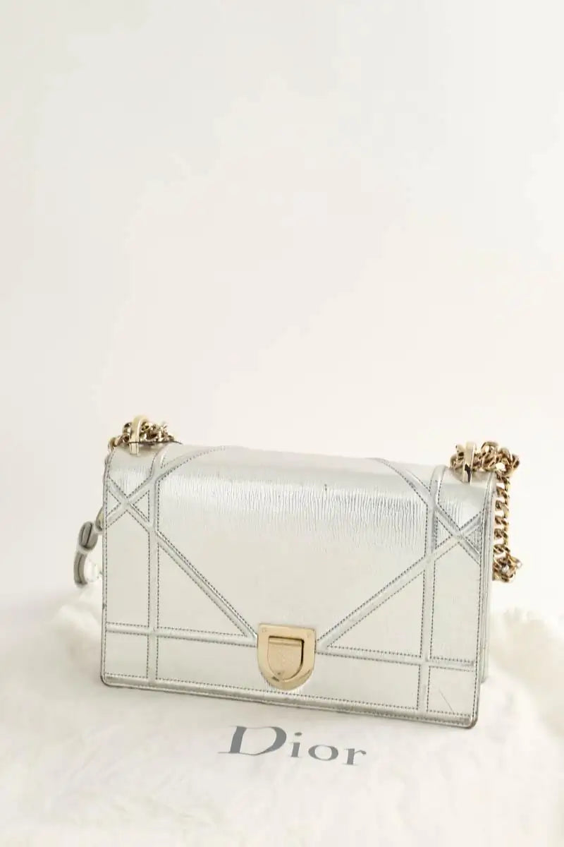 Sac à bandoulière Dior Sac diorama  Argent en Cuir