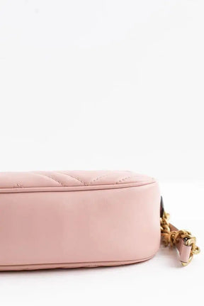 Sac à bandoulière Gucci GG Marmont Bucket Rose en Cuir