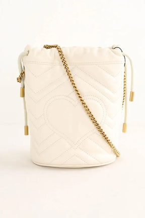 Sac à bandoulière Gucci Seau GG Marmont Ecru en Cuir