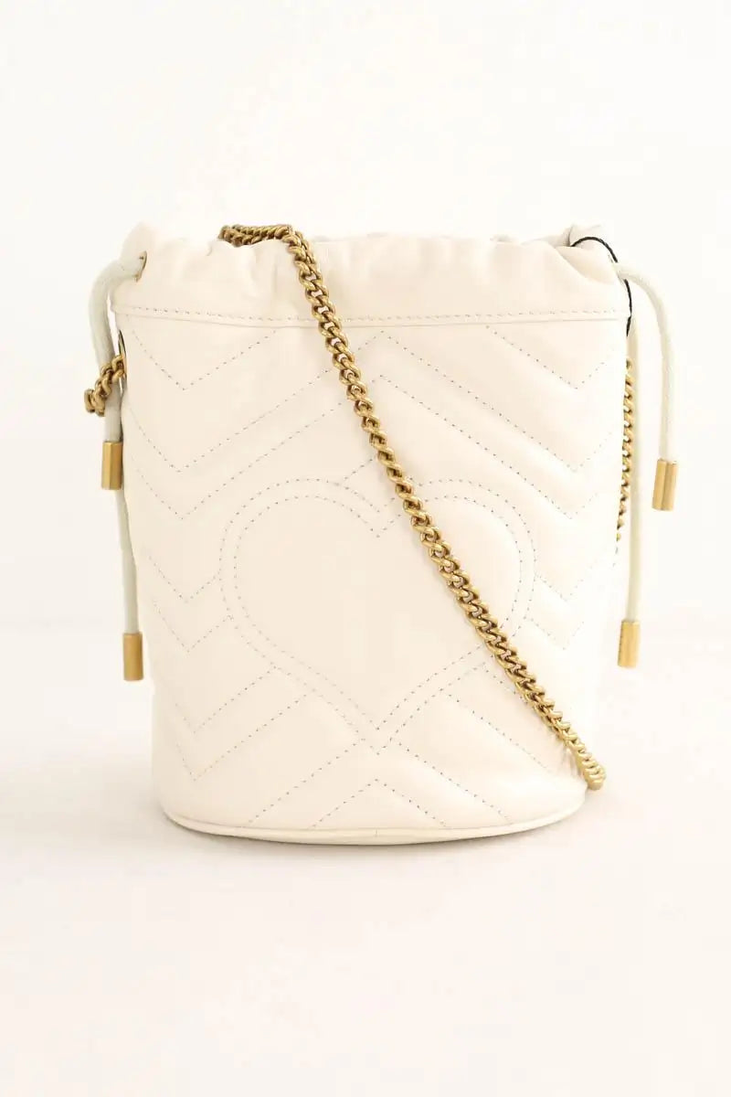 Sac à bandoulière Gucci Seau GG Marmont Ecru en Cuir