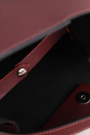 Sac à bandoulière Kitesy Martin Studio Le Sac seau Bordeaux en Cuir