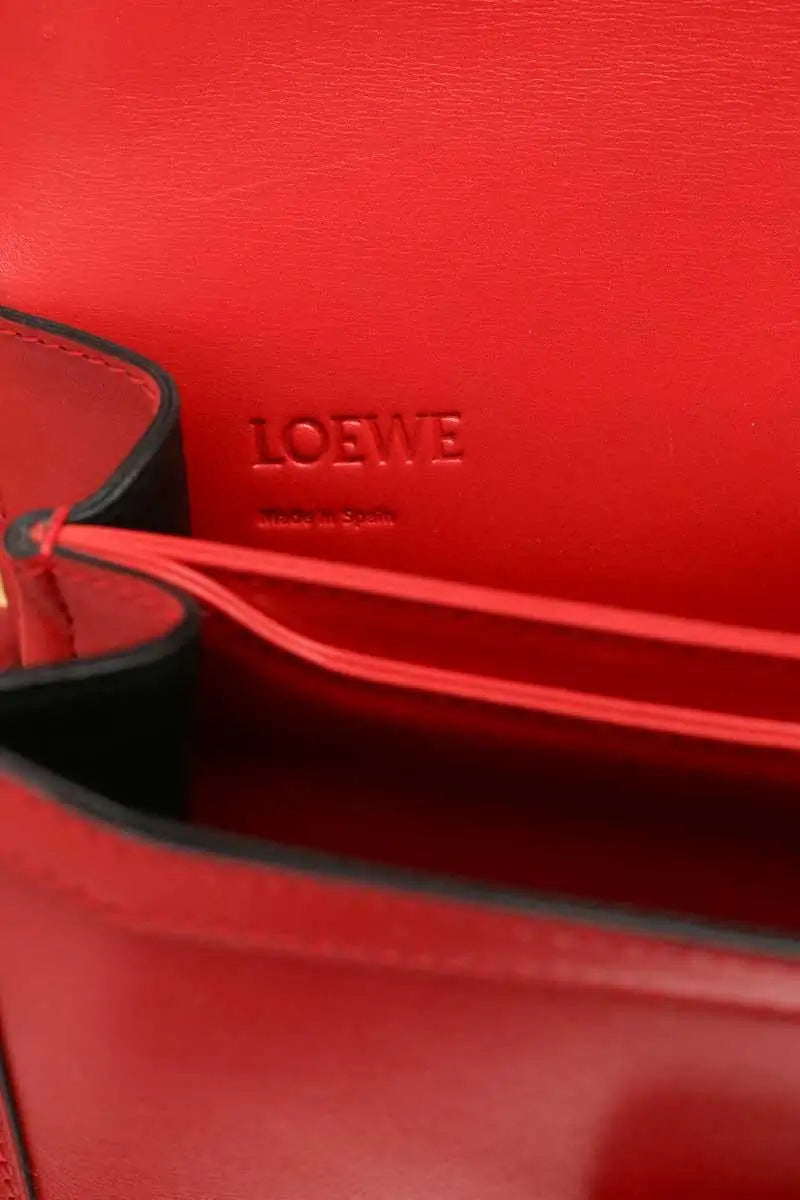 Sac à bandoulière Loewe Barcelona Rouge en Cuir