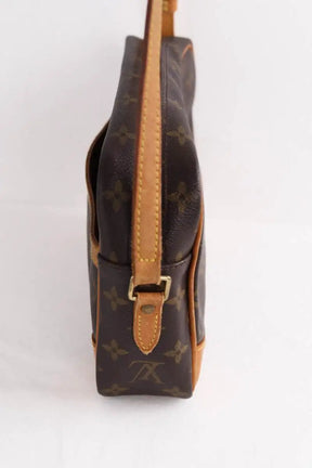 Sac à bandoulière Louis Vuitton Trocadéro 27 Marron en Cuir