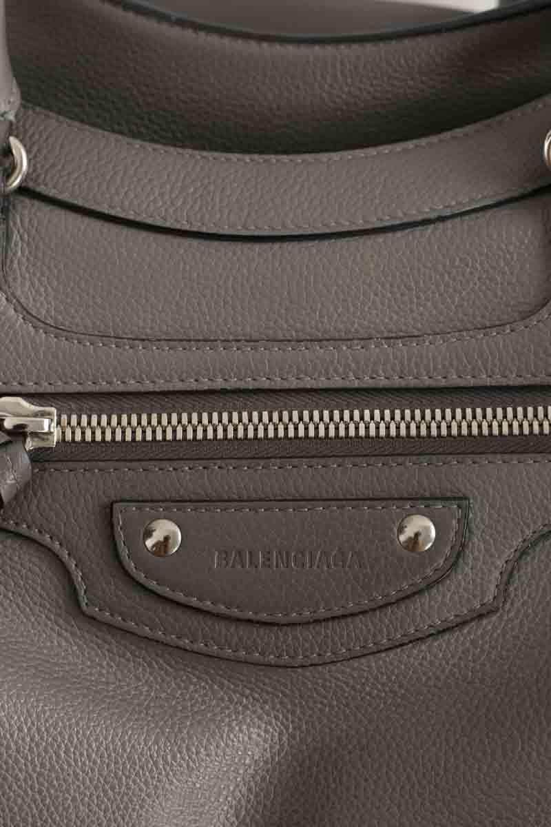 Sac à main Balenciaga Gris en Cuir