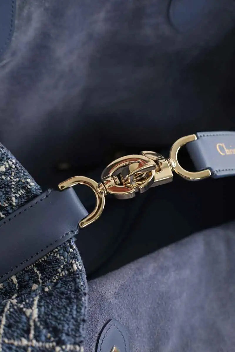 Sac à main Dior Toujours medium tweed Bleu en Tweed