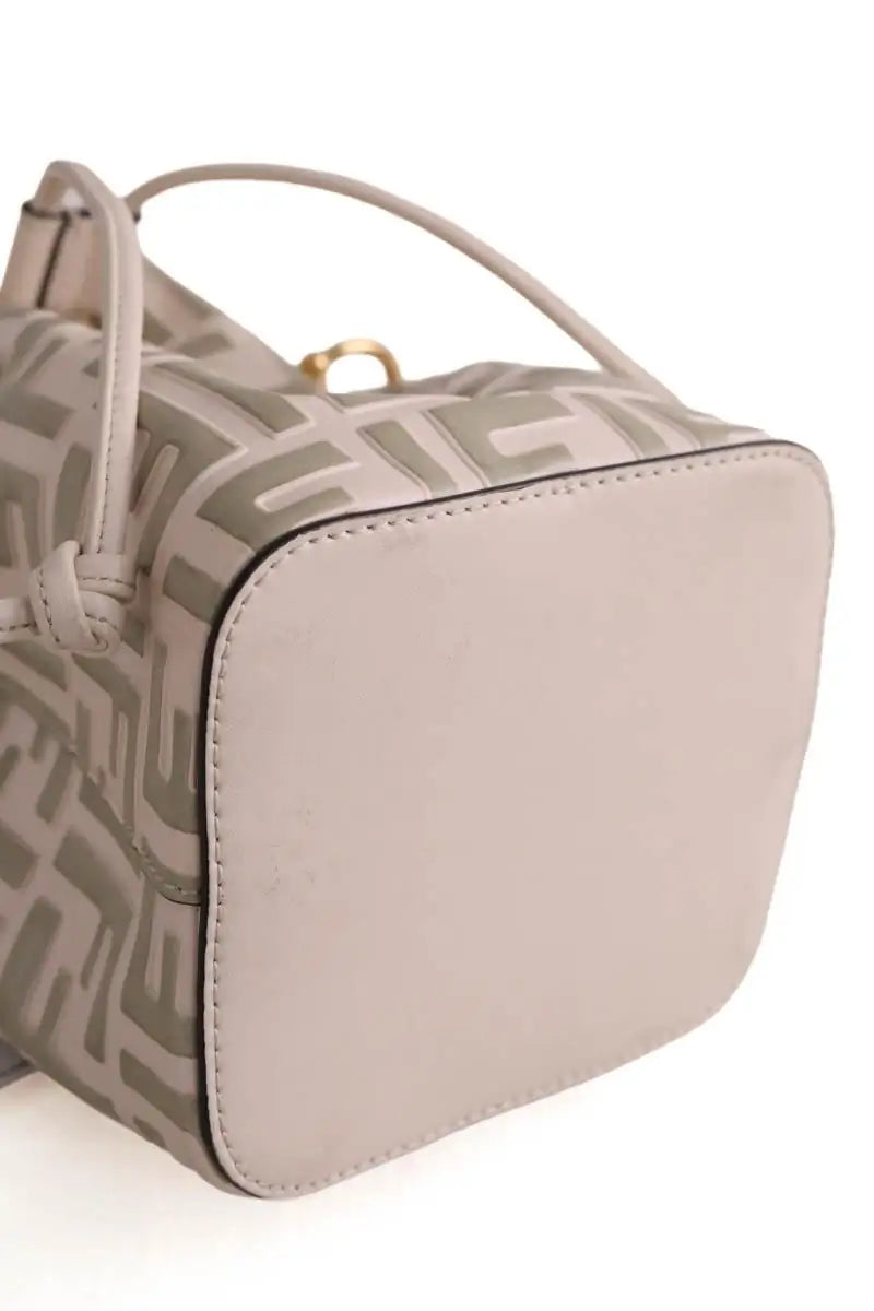 Sac à main Fendi Mon Tresor Beige en Cuir
