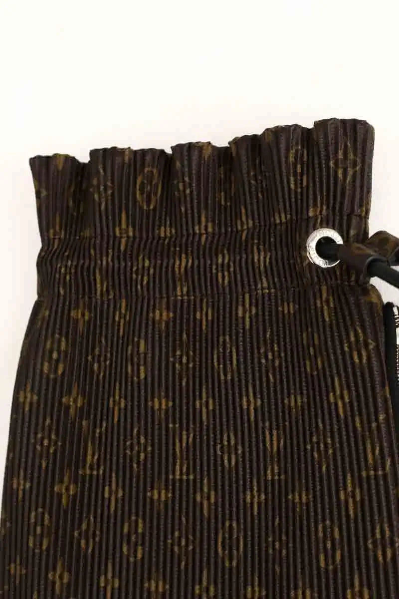 Sac à main Louis Vuitton Explorer plisse Marron en Cuir