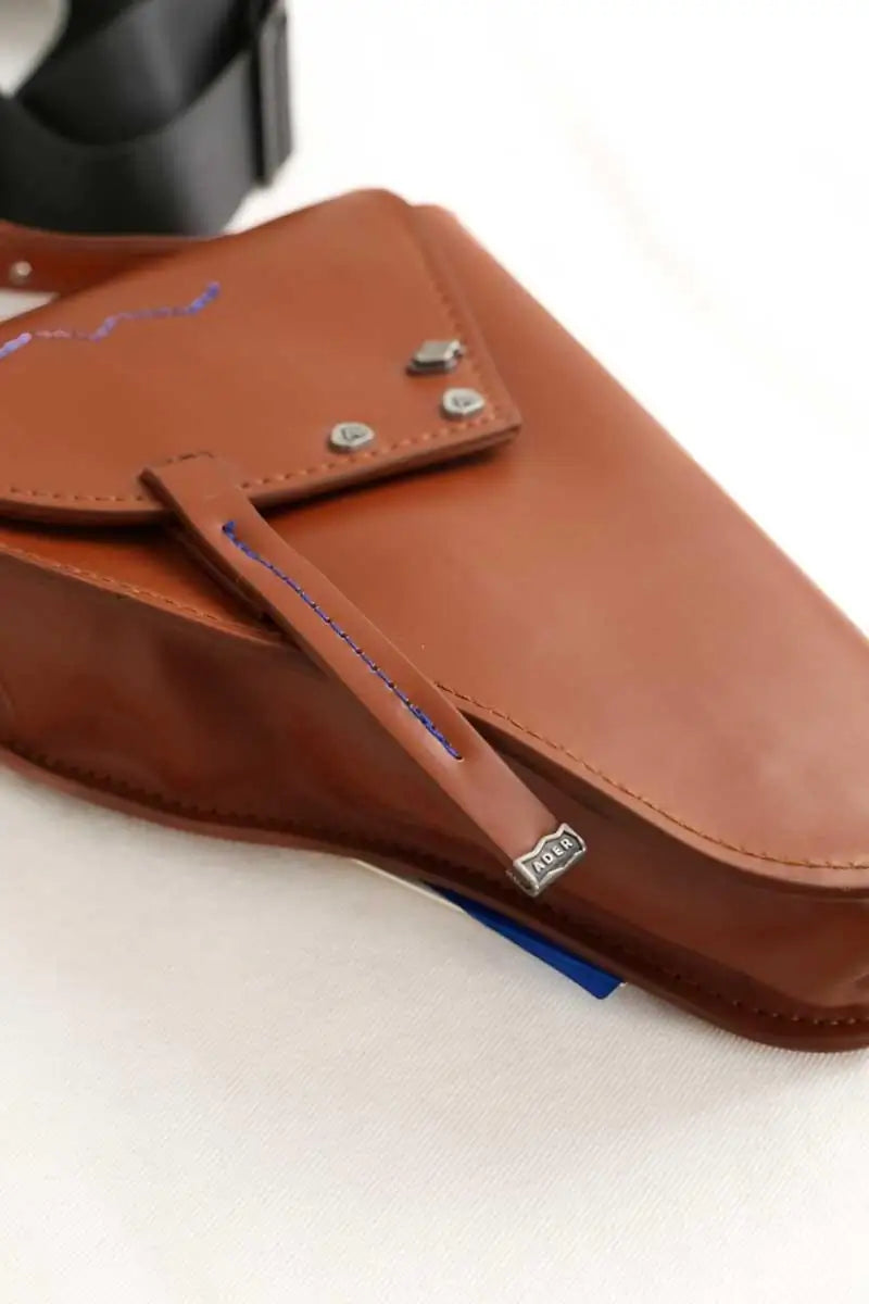 Sac Ader Error Gun bag Marron en Cuir