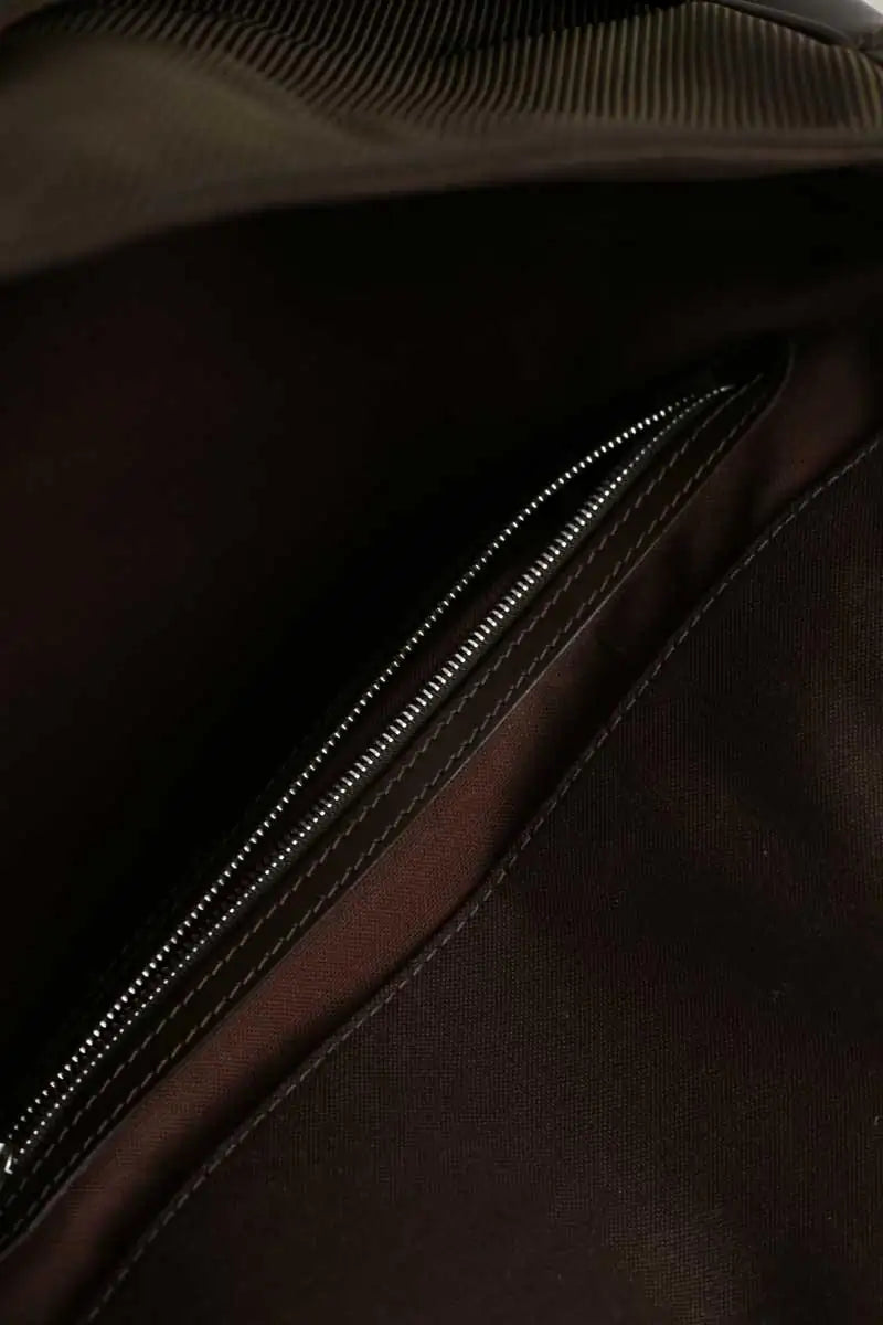 Sac Messenger Louis Vuitton Viktor Taiga Marron en Cuir