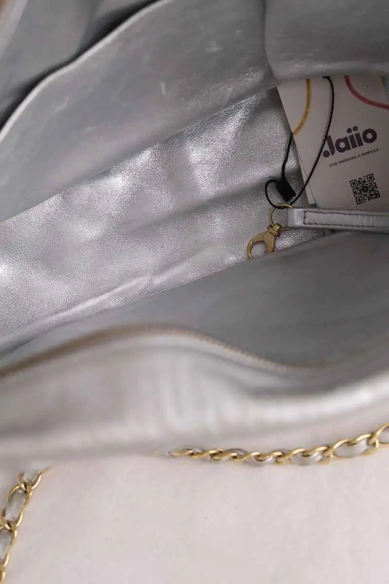 Sac porté épaule Chanel Camera Argent en Cuir