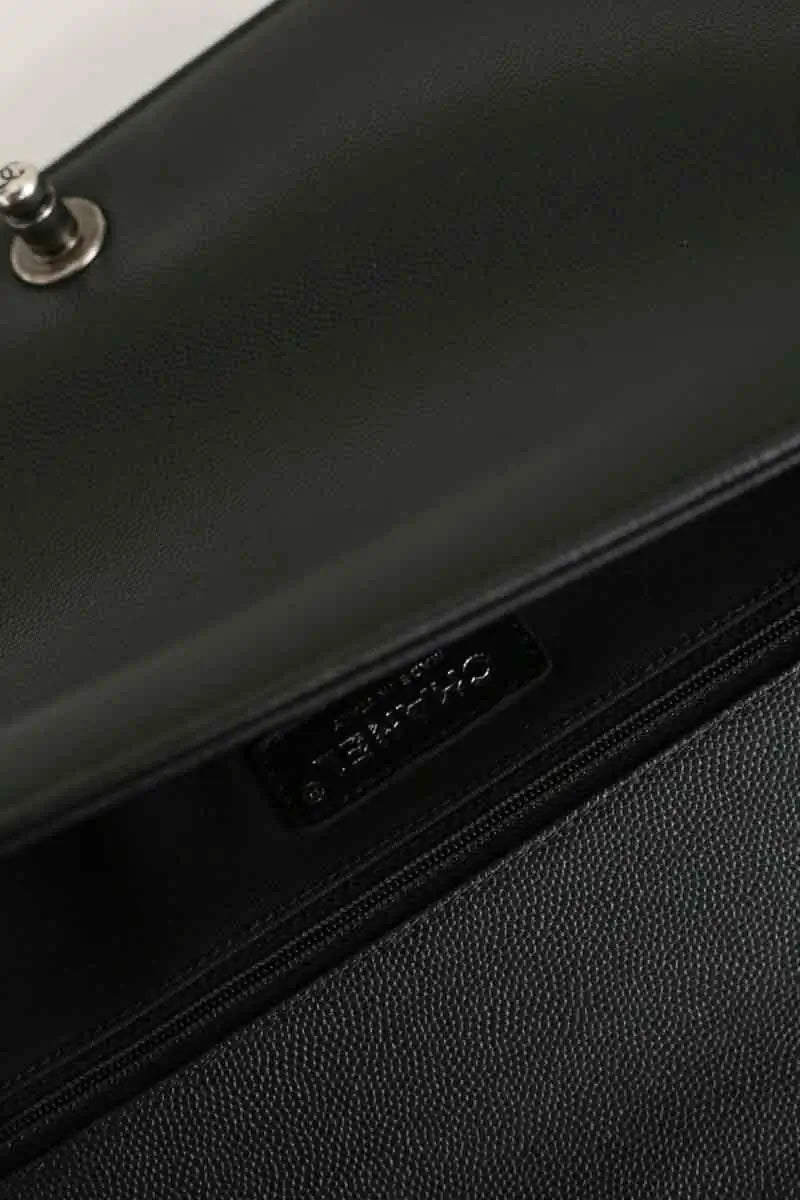 Sac porté épaule Chanel Noir en Cuir