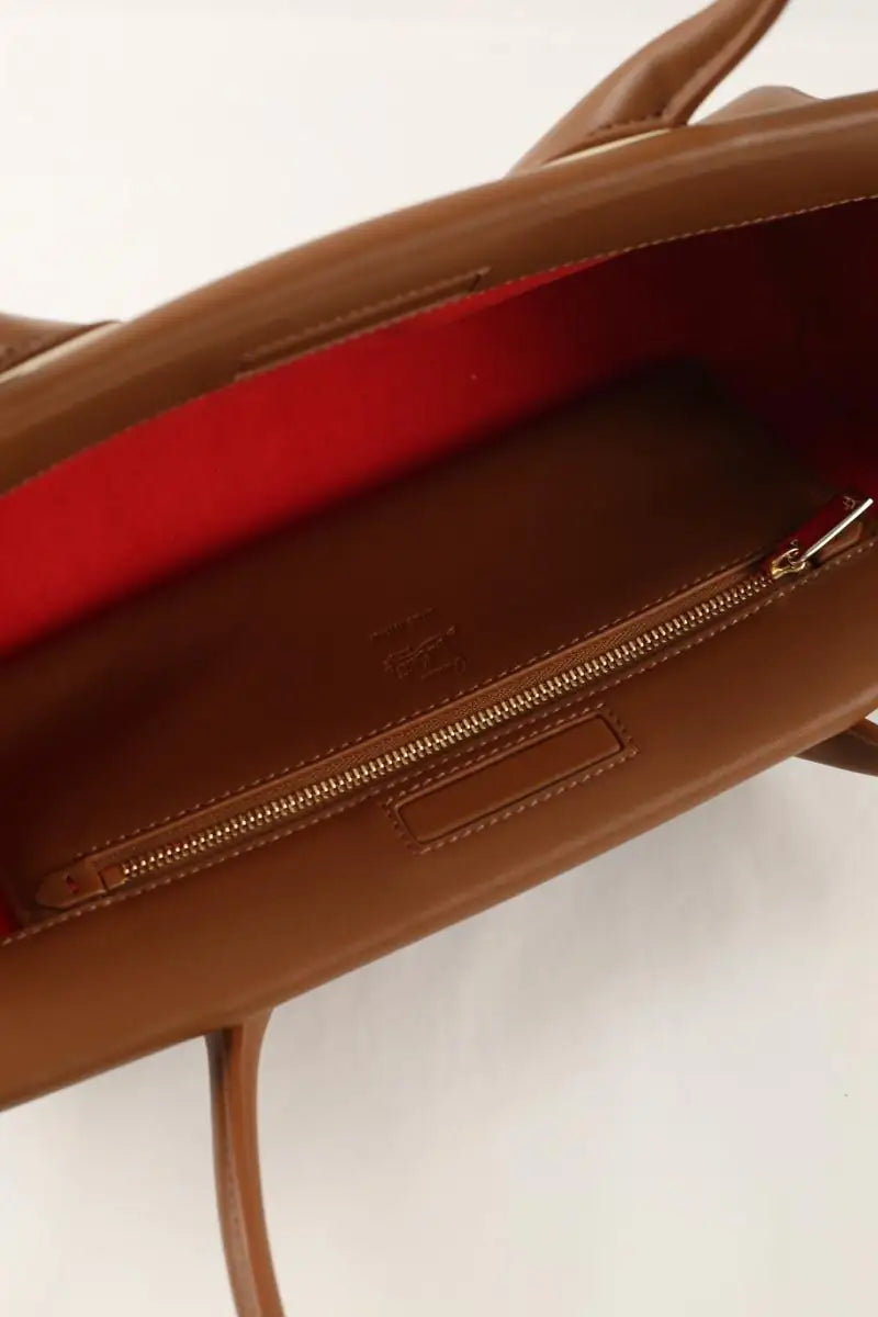 Sac porté épaule Christian Louboutin Vénus small Camel en Cuir