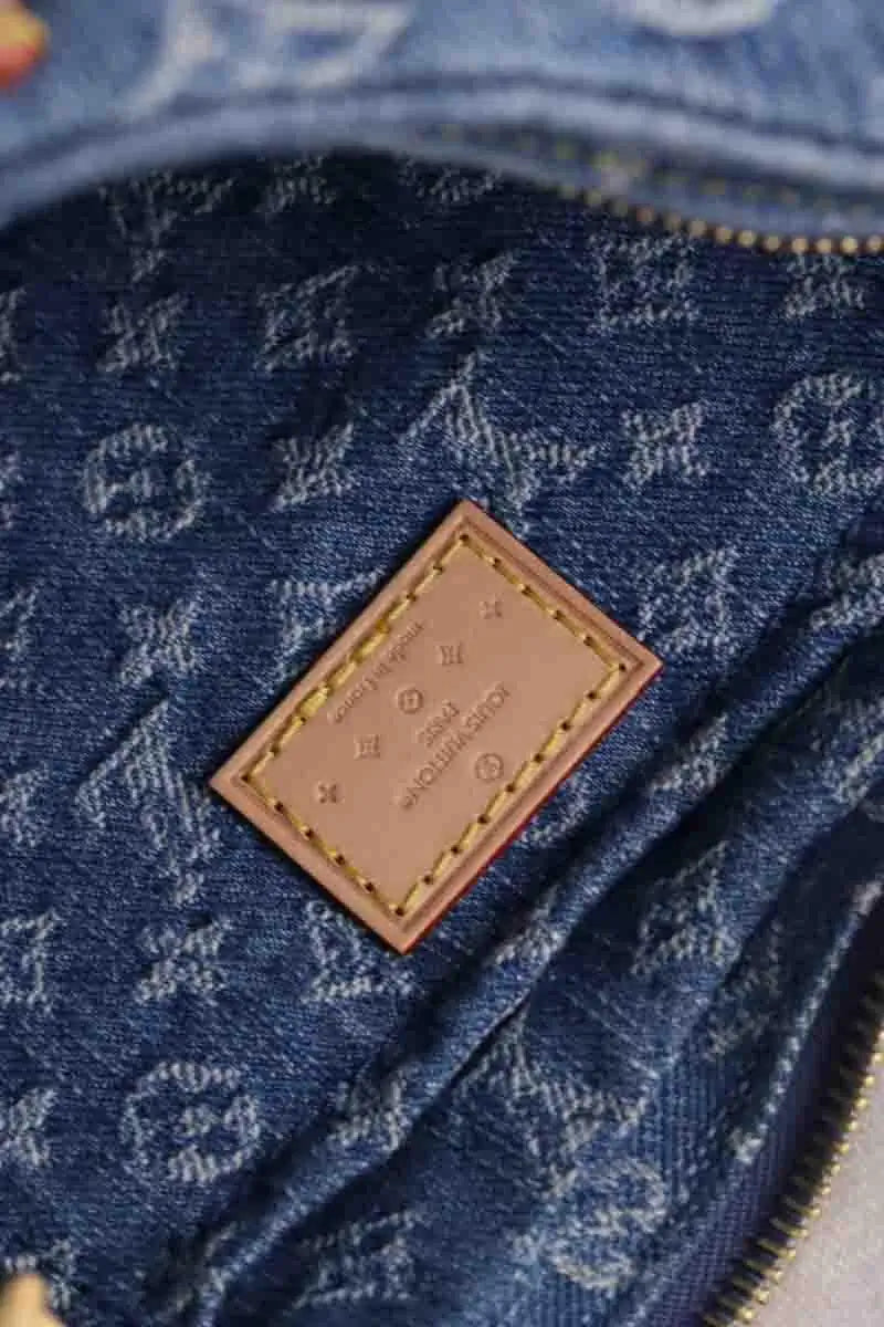 Sac porté épaule Louis Vuitton Croissant MM Bleu en Denim